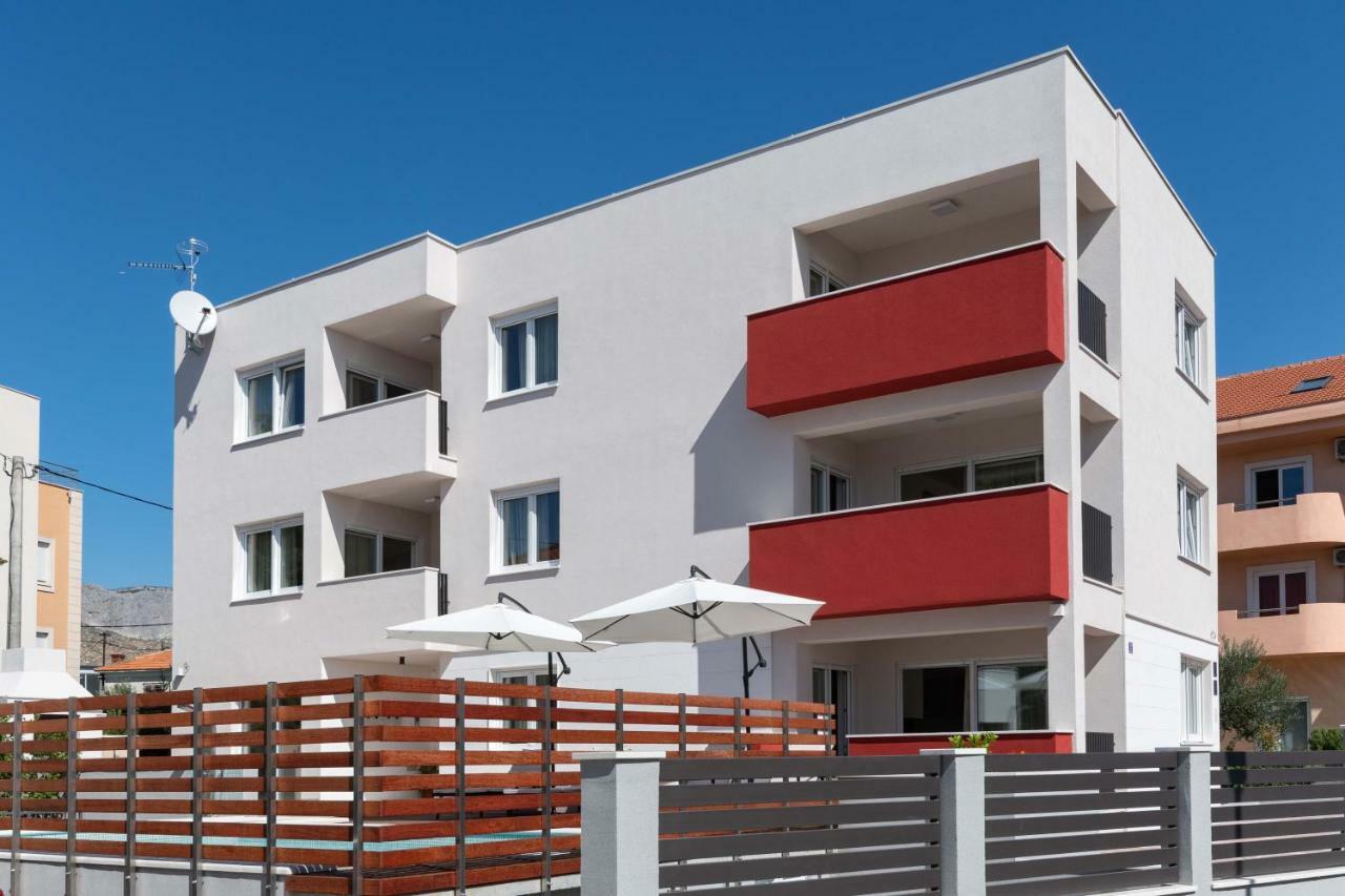 Apartment House Ivan John Podstrana Bagian luar foto