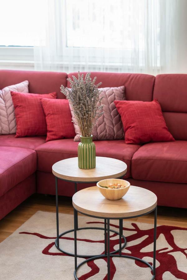 Apartment House Ivan John Podstrana Bagian luar foto